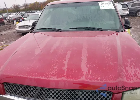 2005 Chevrolet Silverado 1500 Ls z USA, uszkodzony, nr VIN 2GCEC19T751328723